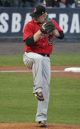 <span class="mw-page-title-main">Logan Darnell</span> American baseball player (born 1989)