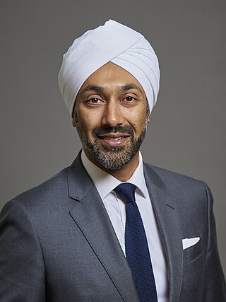 <span class="mw-page-title-main">Kulveer Ranger</span> English strategy and communications executive