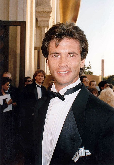 Lorenzo Lamas.jpg