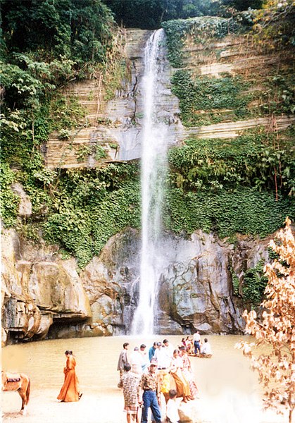 File:Madhabkunda falls Sylhet.jpg