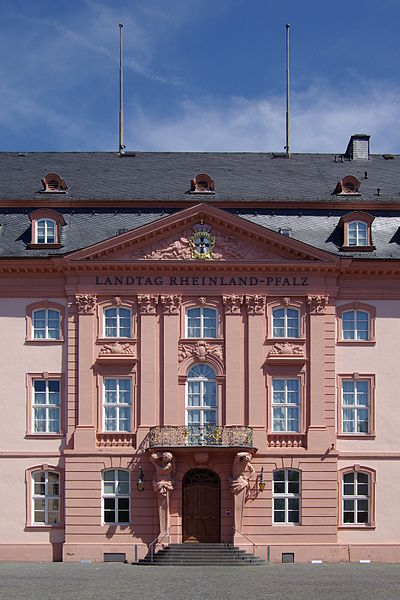 File:Mainz Deutschhaus BW 2012-08-18 13-28-15.JPG