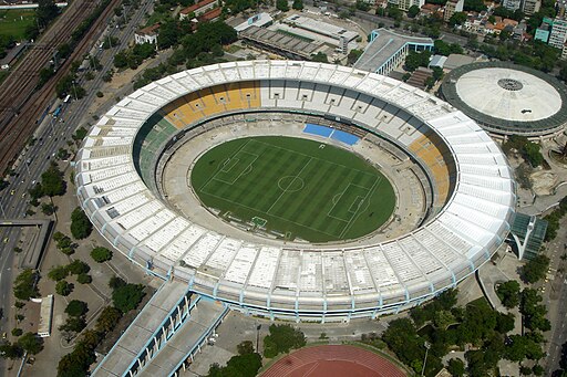 Maracana RJ Tour Helicoptero 118 Feb 2006 (37960283456)