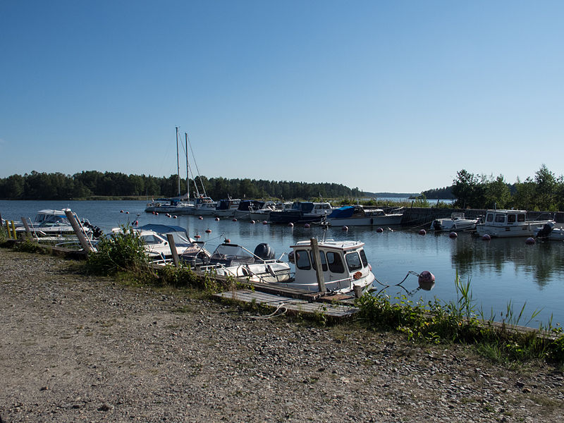 File:Marina in Reila village, Rauma, Finland.jpg