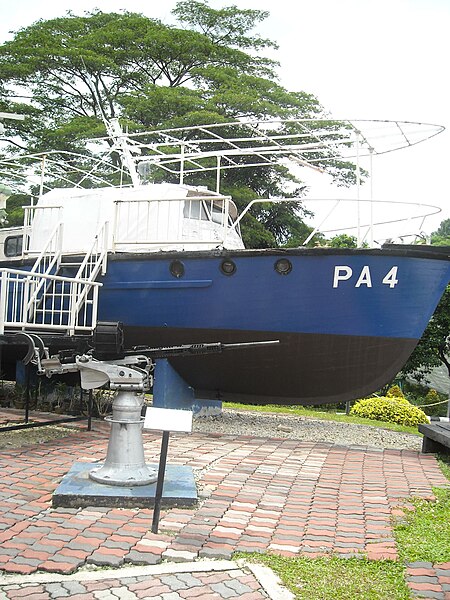 File:Marine PA-4.jpg