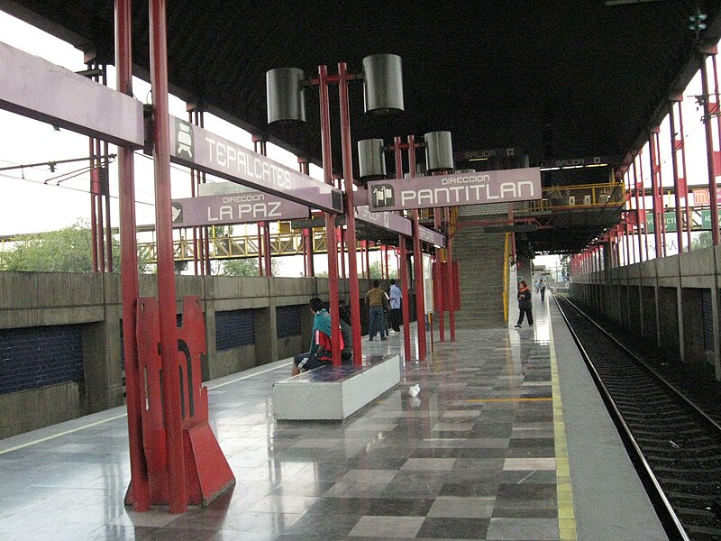 File:MetroTepalcatesPlatform.JPG