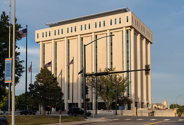 Kansas City Municipal Office Building (City Hall) at 701 North 7th Street (2018)