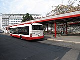 Čeština: Autobusové nádraží Praha Na Knížecí.