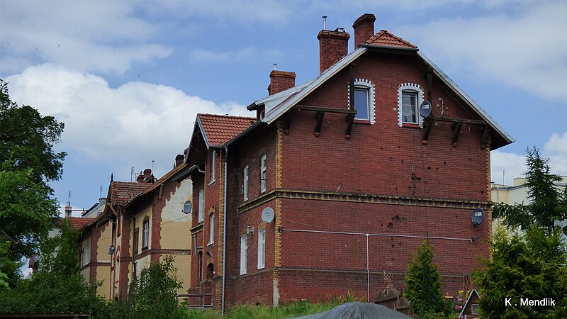 File:Nakło nad Notecią , widok z ulicy Bohaterów bydynki przy ulicy Stanisława Staszica - panoramio.jpg