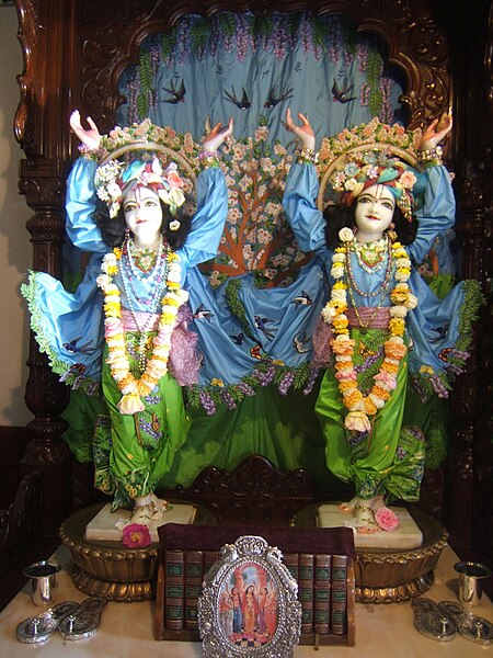 File:New Mayapur Gaura Nitai deities.jpg