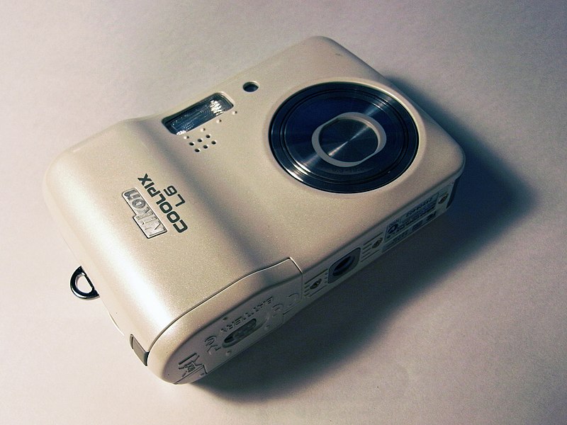 File:Nikon Coolpix L6.JPG