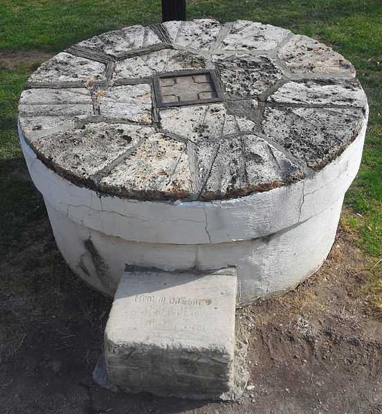 File:Old millstone, Vassar College, March 2016.jpg