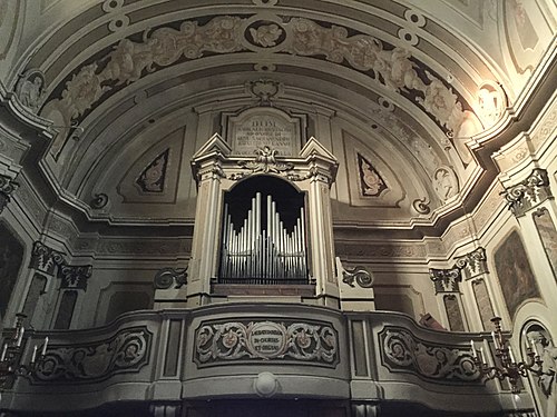 Pipe organ, Santuario del Santissimo Crocifisso di San Luca, Ferrara, Italy
