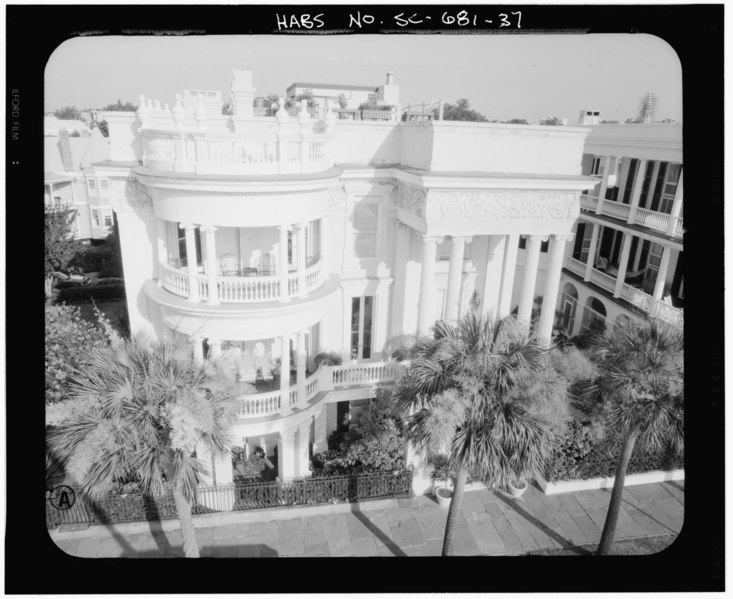 File:PHOTOGRAMMETRIC IMAGE- AERIAL VIEW EAST, FRONT, ELEVATION - Porcher-Simonds House, 29 East Battery Street, Charleston, Charleston County, SC HABS SC,10-CHAR,358-37.tif