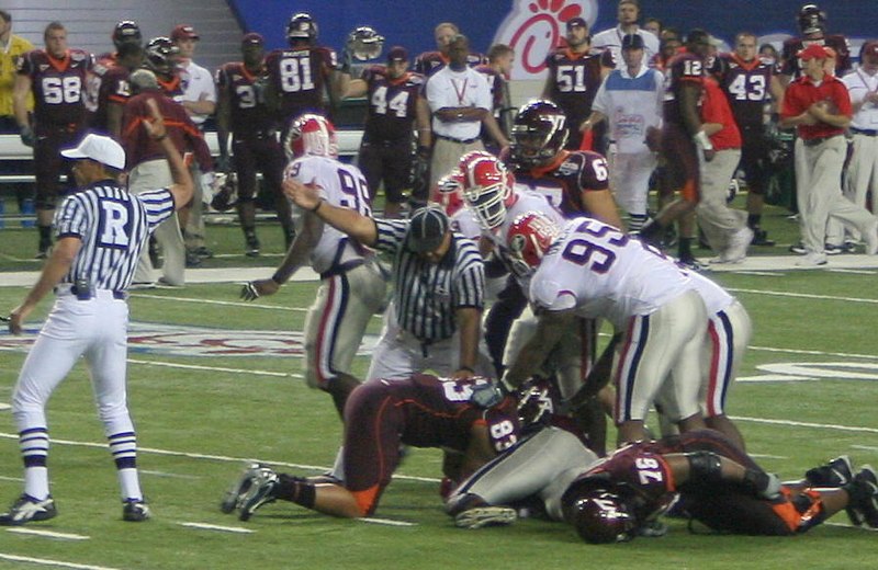 File:Peach Bowl fumble aftermath.jpg