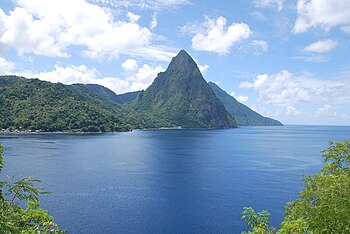 English: Petit Piton, St. Lucia. Gros Piton in...