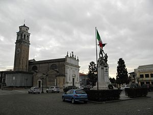 Piazza IV Novembre (Sant'Angelo di Piove di Sacco).jpg