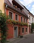 Residential building in closed development