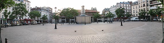 Panoramique de la place d'Aligre en 2008.