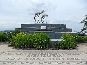 Monumen Pesut Mahakam