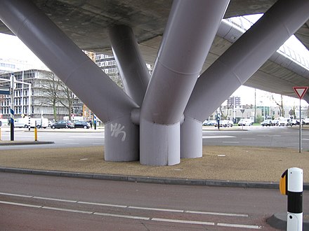 A quadruple compound pier supporting the fly-over at the traffic junction 24 Oktoberplein (Utrecht, Netherlands)