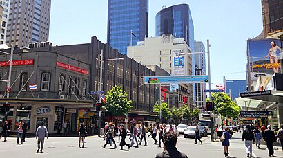 How to get to Queen Street, Auckland with public transport- About the place