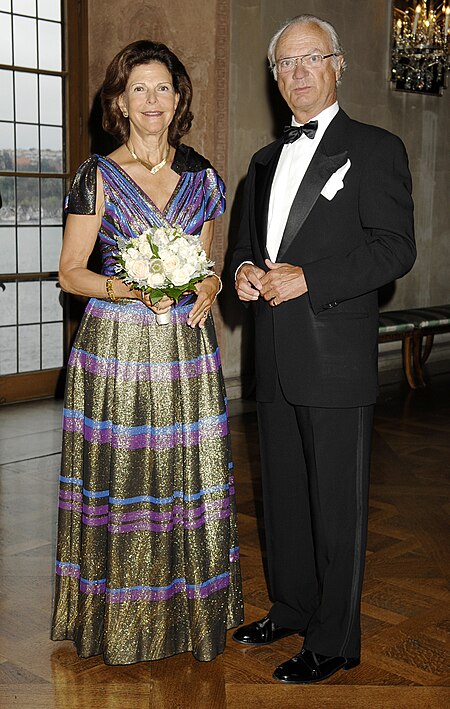 Fail:Queen_and_King_of_Sweden.jpg