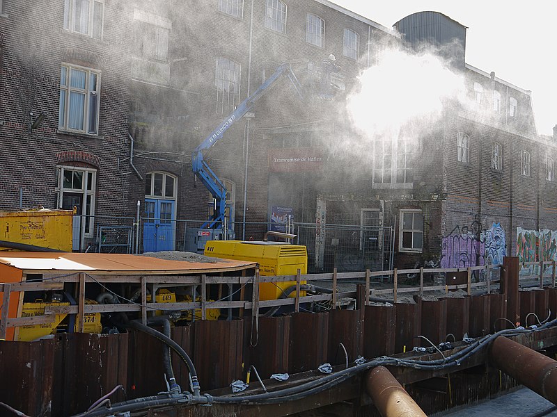 File:Renovation-works at the former tram-depot in Amsterdam-West, district Kinkerbuurt - renovatie van de oude tram-remise in Amsterdam Oud-West.jpg