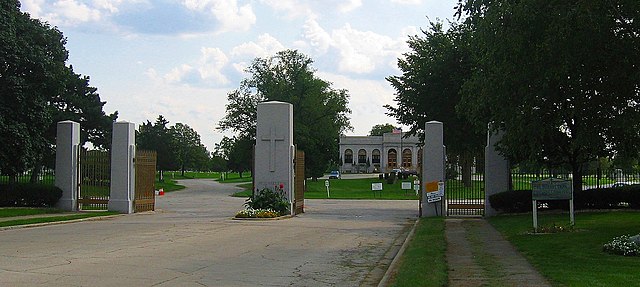 The main gate of Resurrection Cemetery on Archer Avenue, reputedly the home of Resurrection Mary