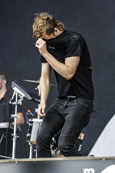 File:RiP2013 ImagineDragons Dan Reynolds 0004.jpg