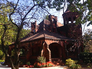 <span class="mw-page-title-main">Riverside Cemetery Gatehouse</span> Historic place in Cuyahoga County, Ohio