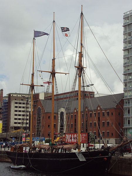 File:Sailing ship, Canning Dock, Liverpool - DSC06884.JPG