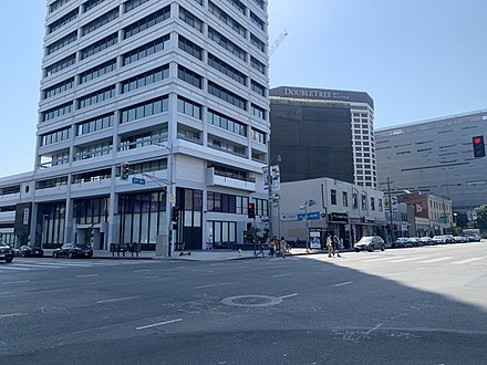 View of the intersection between 1st Street and San Pedro Street