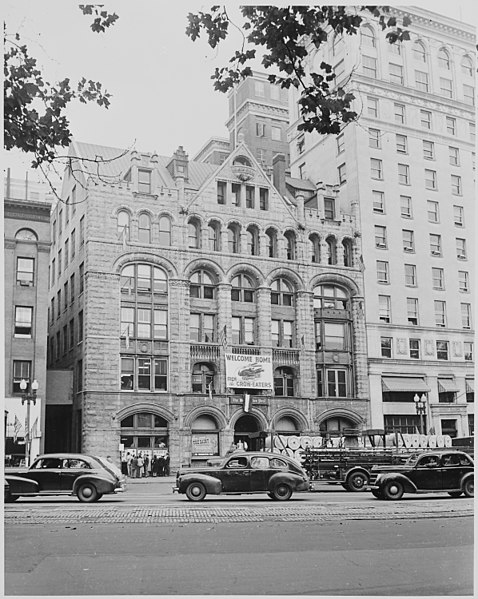 The Washington Post building the week after the 1948 United States presidential election; the "Crow-Eaters" sign is addressed to Harry Truman followin