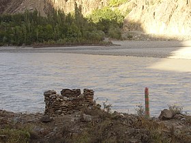 El Piandj, un río que separa los dos estados.