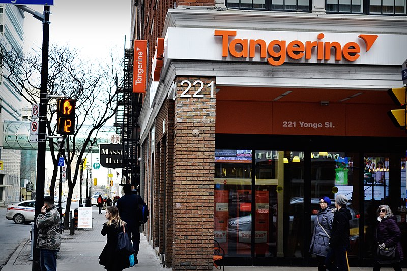 File:Tangerine Bank cafe on Yonge Street.jpg