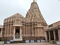 તારંગા જૈન મંદિર, ગુજરાત (ઇ.સ. ૧૧૨૧) કુમારપાળ દ્વારા બંધાવેલું હતું.
