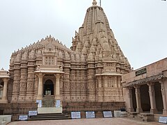Templo jainita de Taranga, construido por Kumarapala