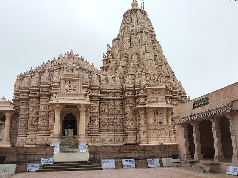 File:Tarangaji Jain temple.jpg