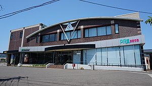 Ugo-Iwaya Station 20180603.jpg