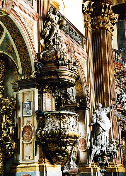 File:University Church of the Blessed Name of Jesus in Wrocław pulpit Andrzej Jurkowski 2003 P03.jpg