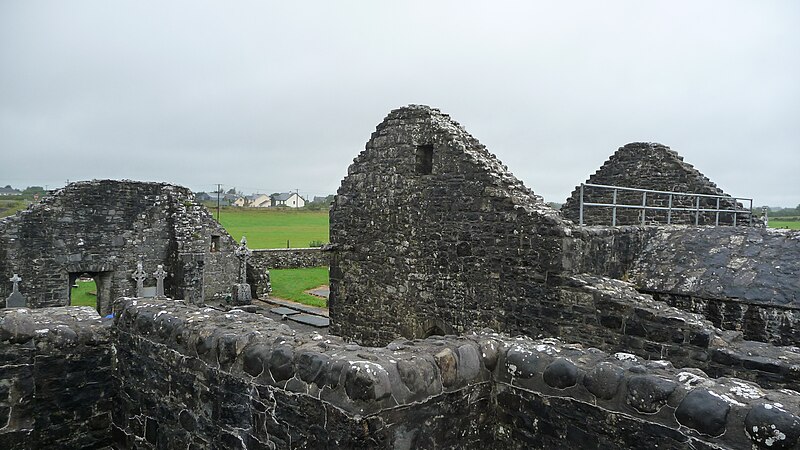 File:Upper view of St. Mary's Abbey ruins.jpg