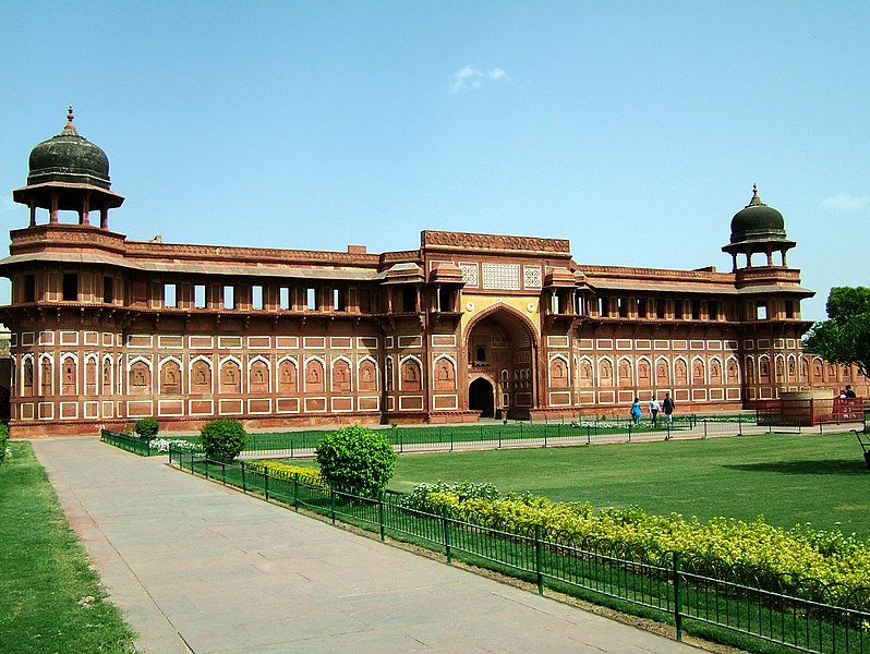 File:Uttar-Pradesh-Agra-Agra-Fort-Jahangiri-mahal-Apr-2004-00.JPG