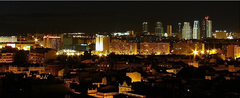 File:Valencia west night.jpg