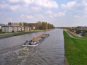 Van Harinxmakanaal Leeuwarden.jpg