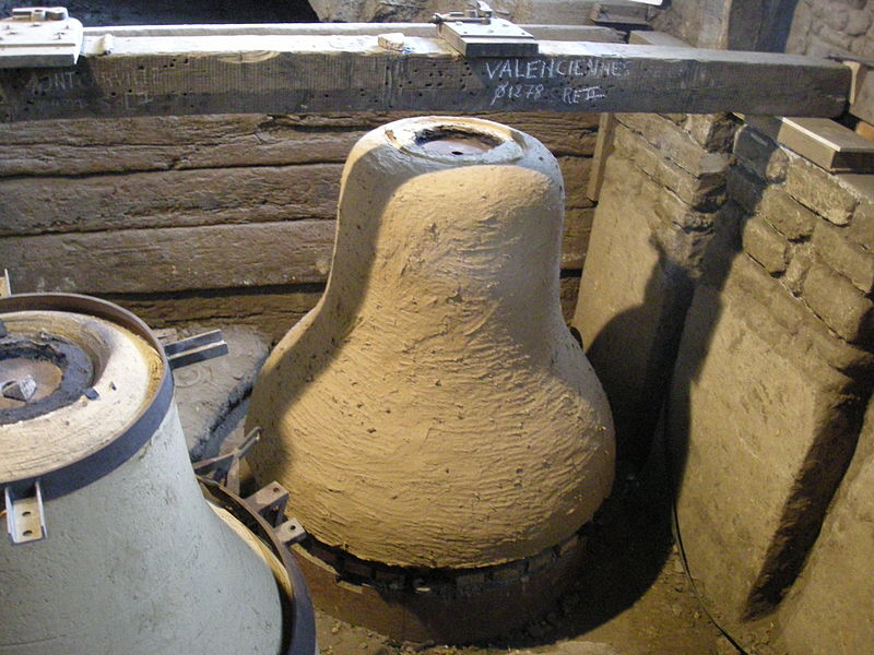 File:Villedieu-Cloches19.JPG