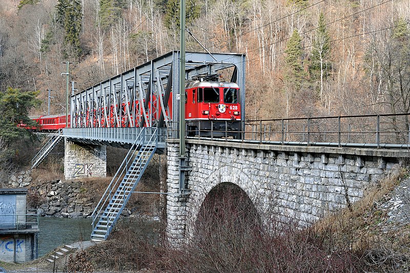 File:Vorderrheinbruecke Reichenau 01 11.jpg