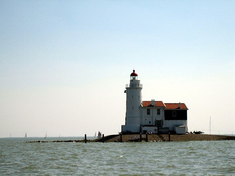 File:Vuurtoren 'Het Paard van Marken' - panoramio.jpg