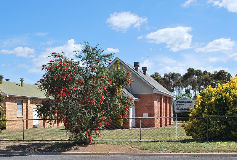 File:Willaura Uniting Church.JPG