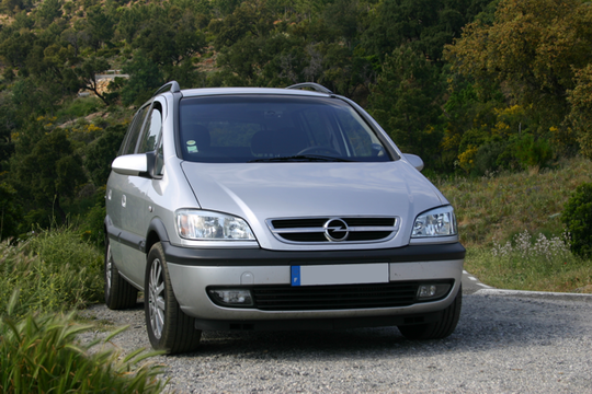 Opel zafira h