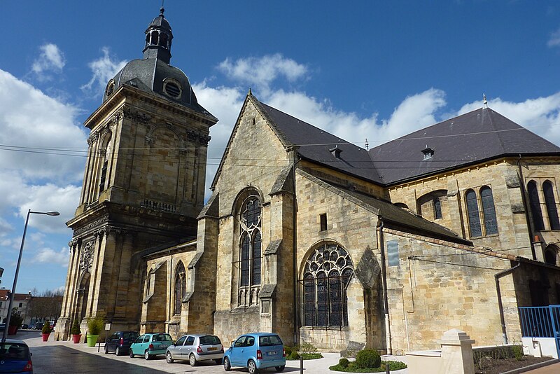 File:Église Notre-Dame de Bar-le-Duc - Façade sud.JPG